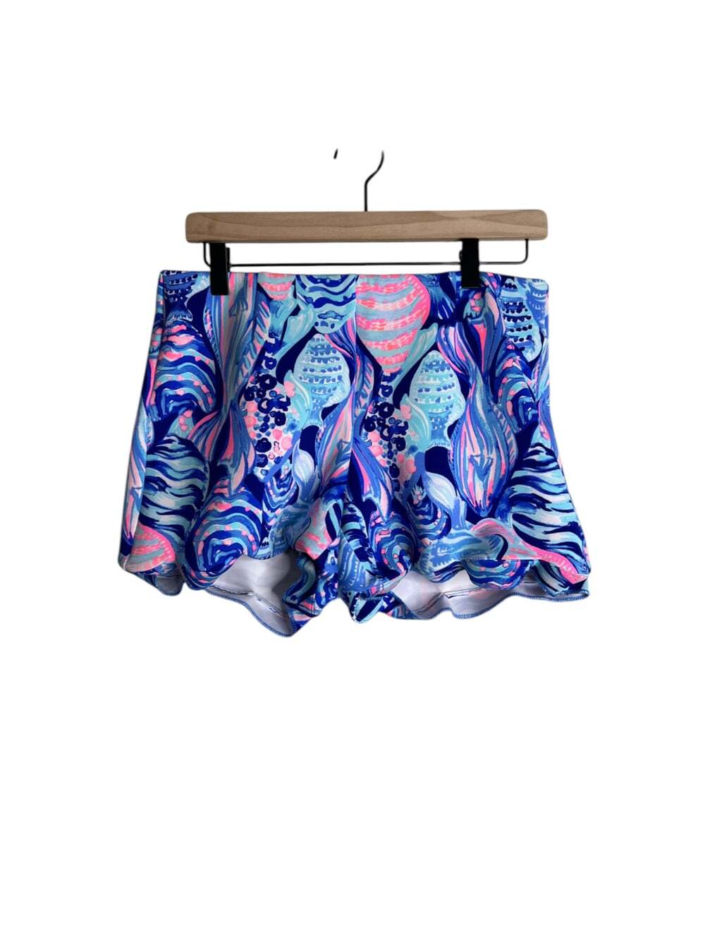 Lilly Pulitzer Adelia Scuba Shorts Size S Twilight Blue Scale Up Scallop Hem - Picture 2 of 6